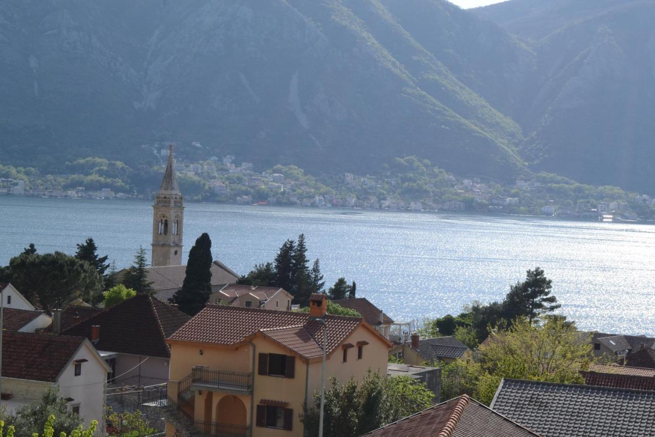 Apartments Dobrisa Kotor Exterior foto