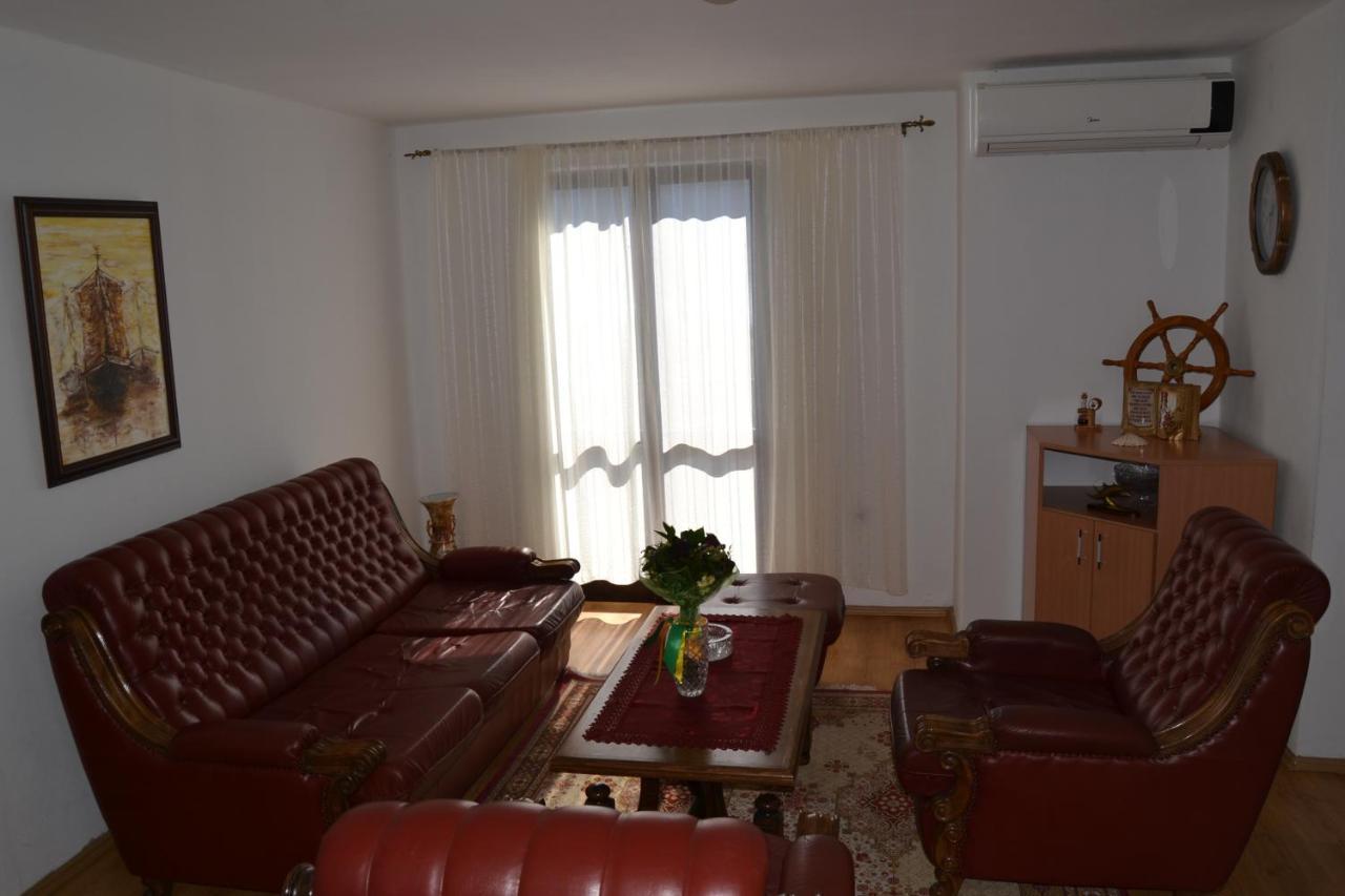 Apartments Dobrisa Kotor Exterior foto
